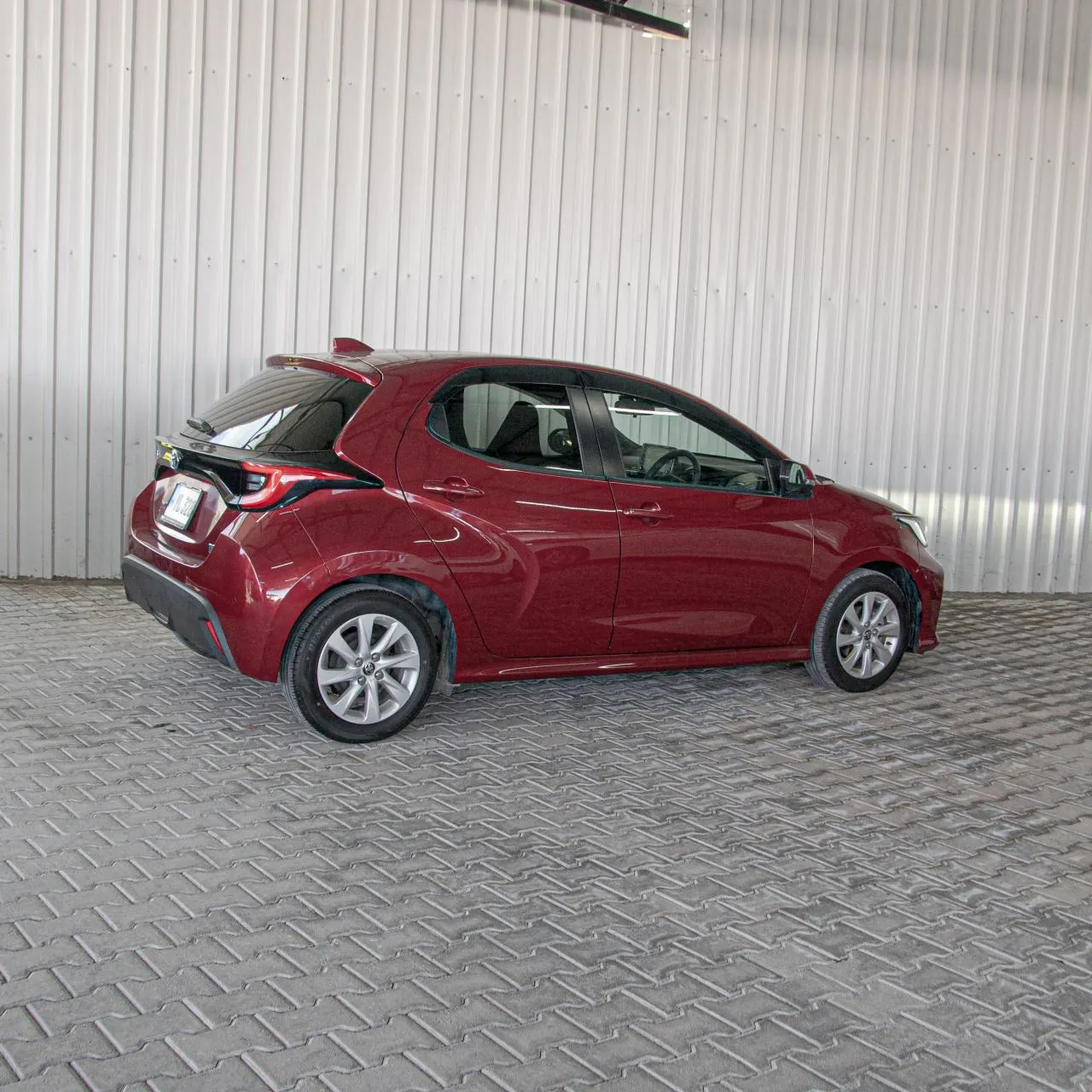 2023 Toyota Yaris 1.5 Hybrid Kıbrıs | KKTC İkinci El Satılık Araba - Thumbnail 2