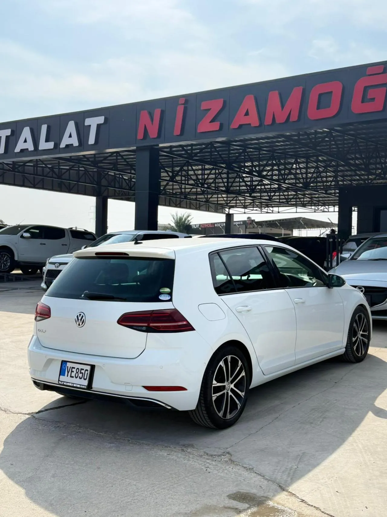 2020 Volkswagen Golf 7.5 Kıbrıs | KKTC İkinci El Satılık Araba - Thumbnail 3