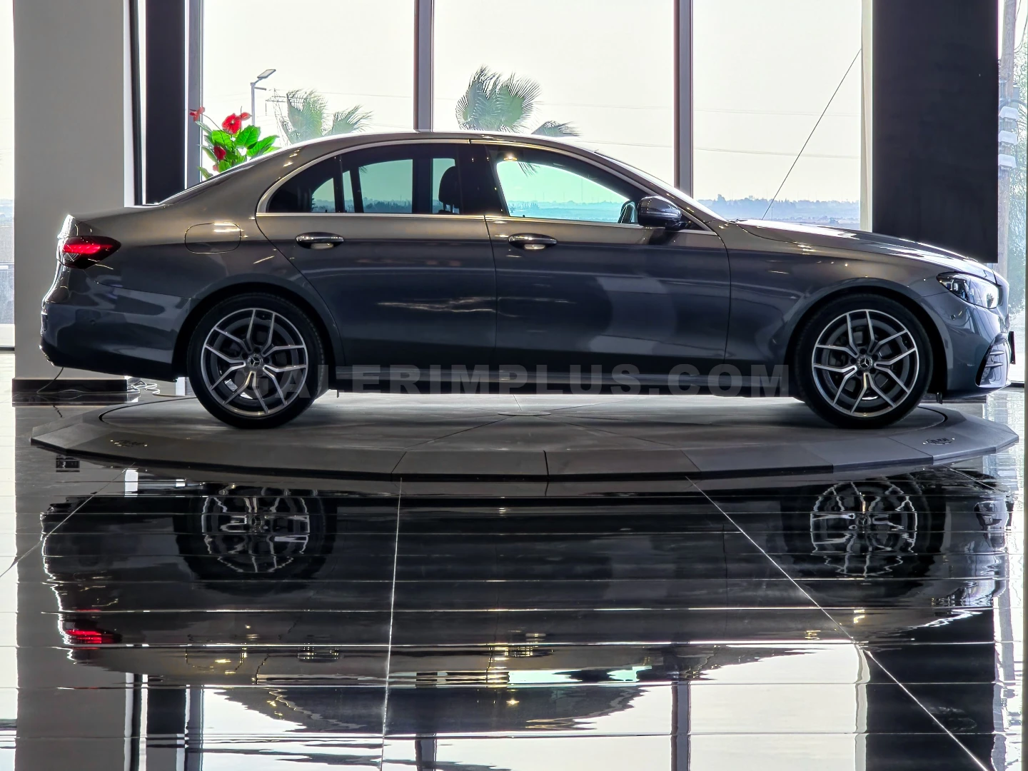 2021 Mercedes-Benz E Serisi E 220d Kıbrıs | KKTC İkinci El Satılık Araba - Thumbnail 4