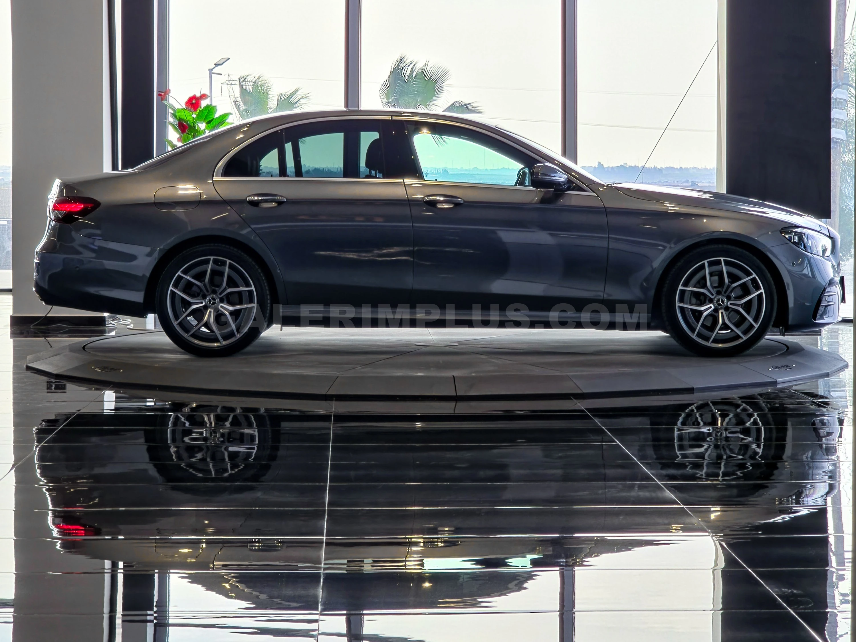 2021 Mercedes-Benz E Serisi E 220d Kıbrıs | KKTC İkinci El Satılık Araba - Thumbnail 4