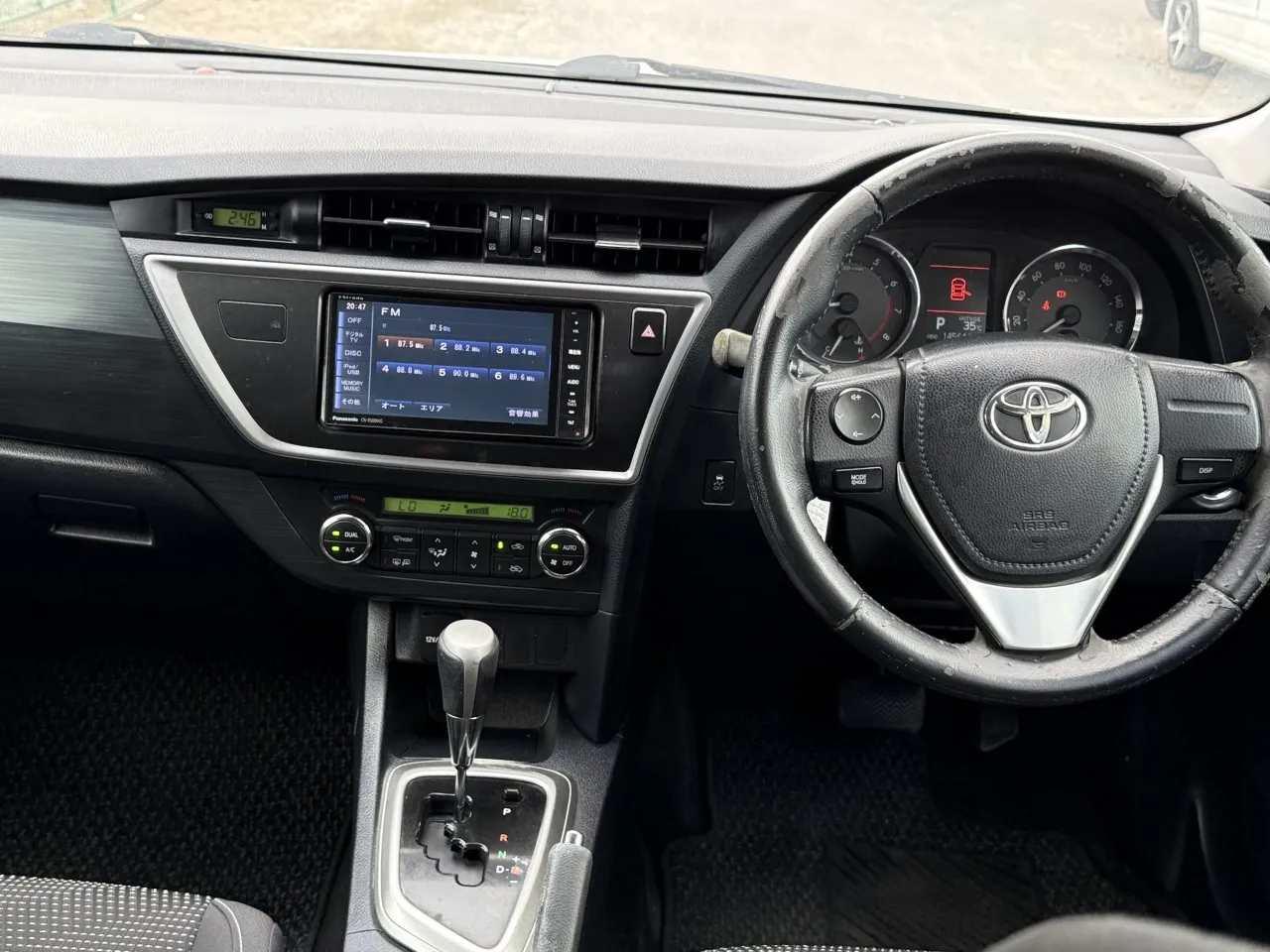 2014 Toyota Auris 1.5 S Kıbrıs | KKTC İkinci El Satılık Araba - Thumbnail 5