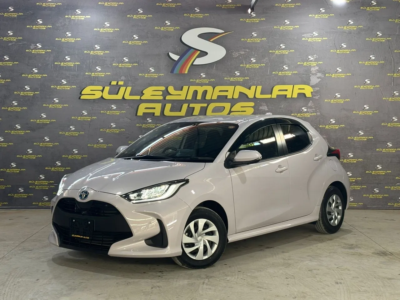 2024 Toyota Yaris 1.5 Hybrid Kıbrıs | KKTC İkinci El Satılık Araba - Thumbnail 2