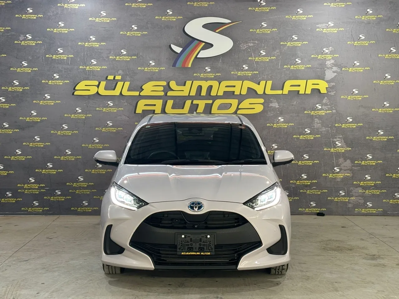 2024 Toyota Yaris 1.5 Hybrid Kıbrıs | KKTC İkinci El Satılık Araba - Thumbnail 3