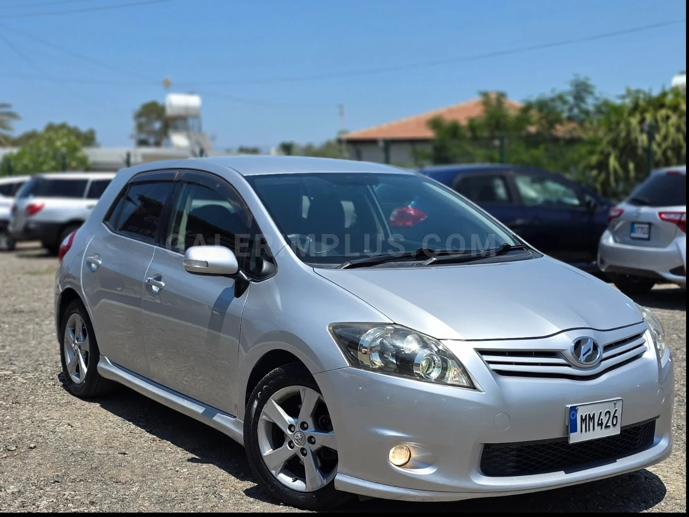 2011 Toyota Auris 1.5 S Kıbrıs | KKTC İkinci El Satılık Araba - Fotoğraf 1