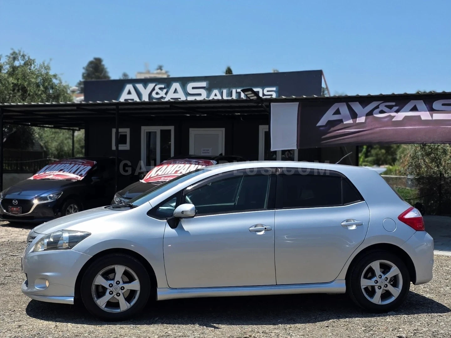 2011 Toyota Auris 1.5 S Kıbrıs | KKTC İkinci El Satılık Araba - Thumbnail 4