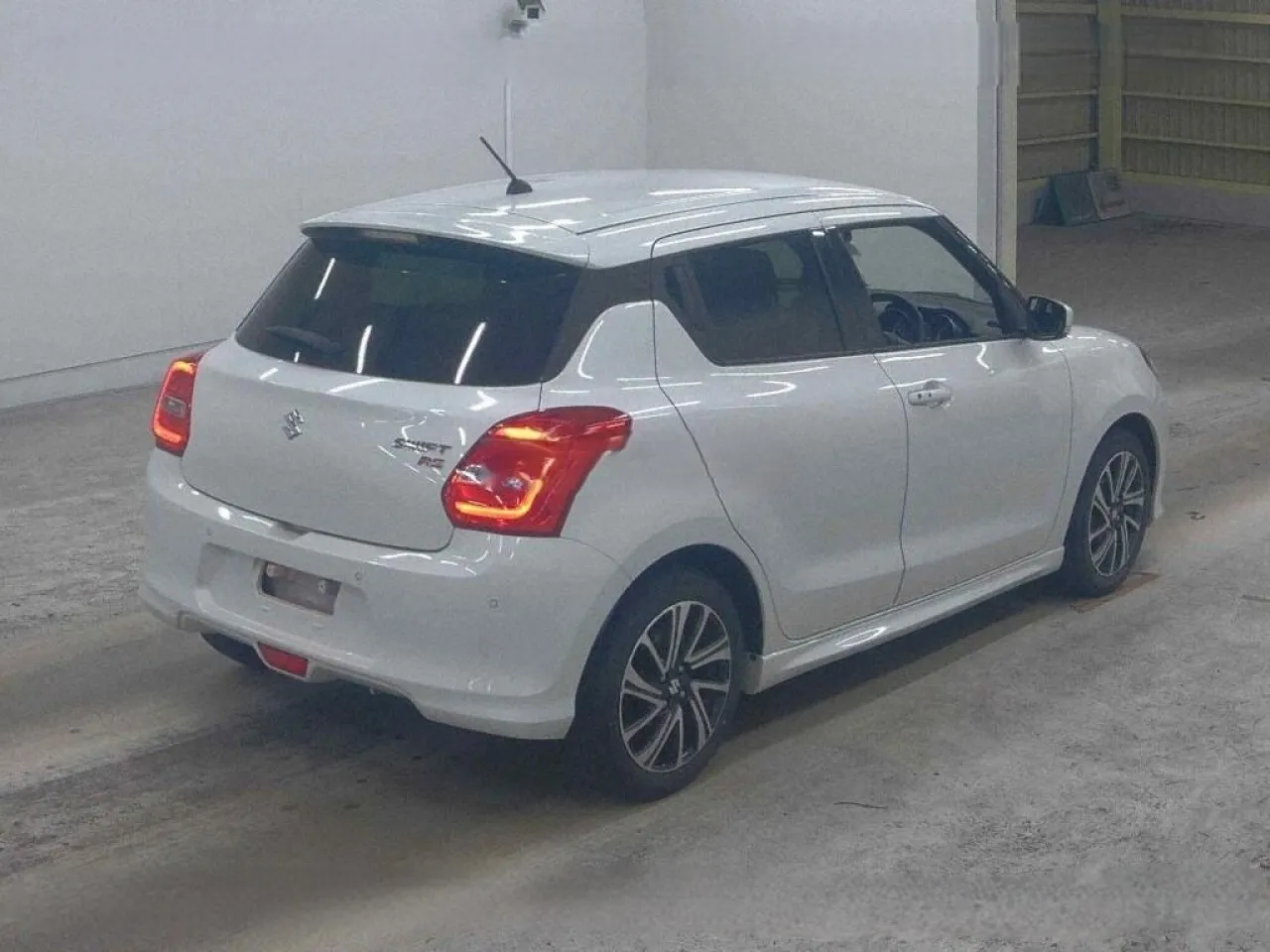 2022 Suzuki Swift 1.2 Kıbrıs | KKTC İkinci El Satılık Araba - Thumbnail 4