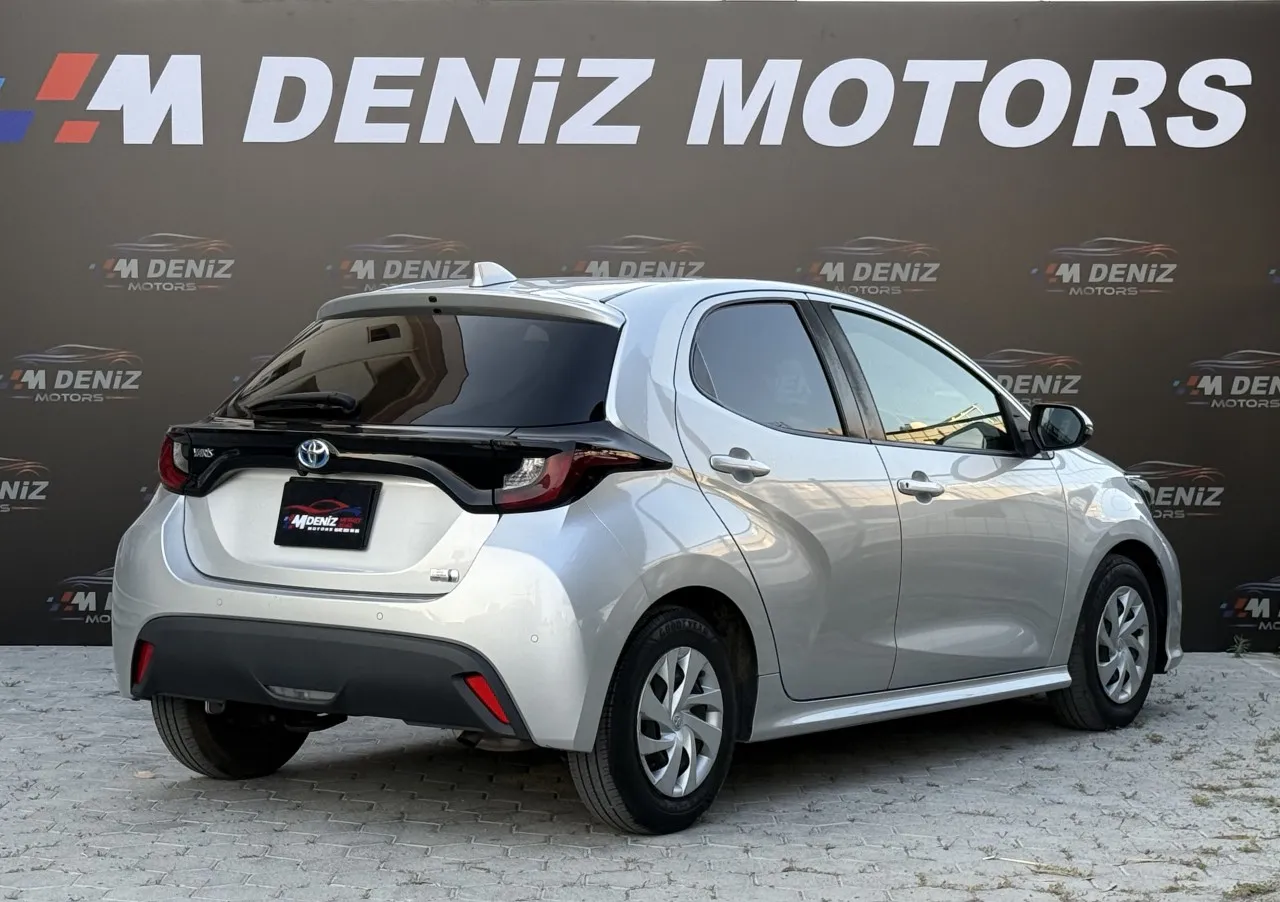 2021 Toyota Yaris 1.5 Hybrid Kıbrıs | KKTC İkinci El Satılık Araba - Thumbnail 6