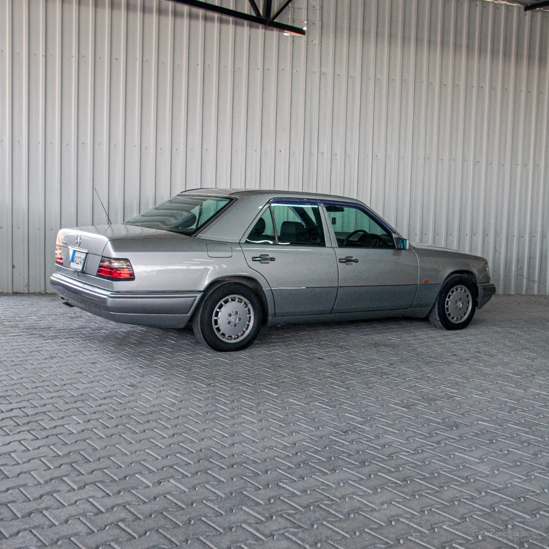 1995 Mercedes-Benz E Serisi E 280 Kıbrıs | KKTC İkinci El Satılık Araba - Thumbnail 2