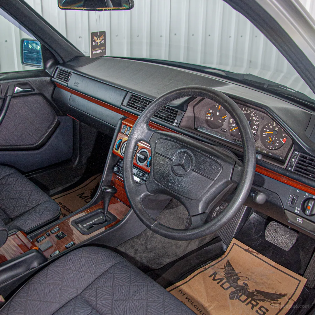 1995 Mercedes-Benz E Serisi E 280 Kıbrıs | KKTC İkinci El Satılık Araba - Thumbnail 5