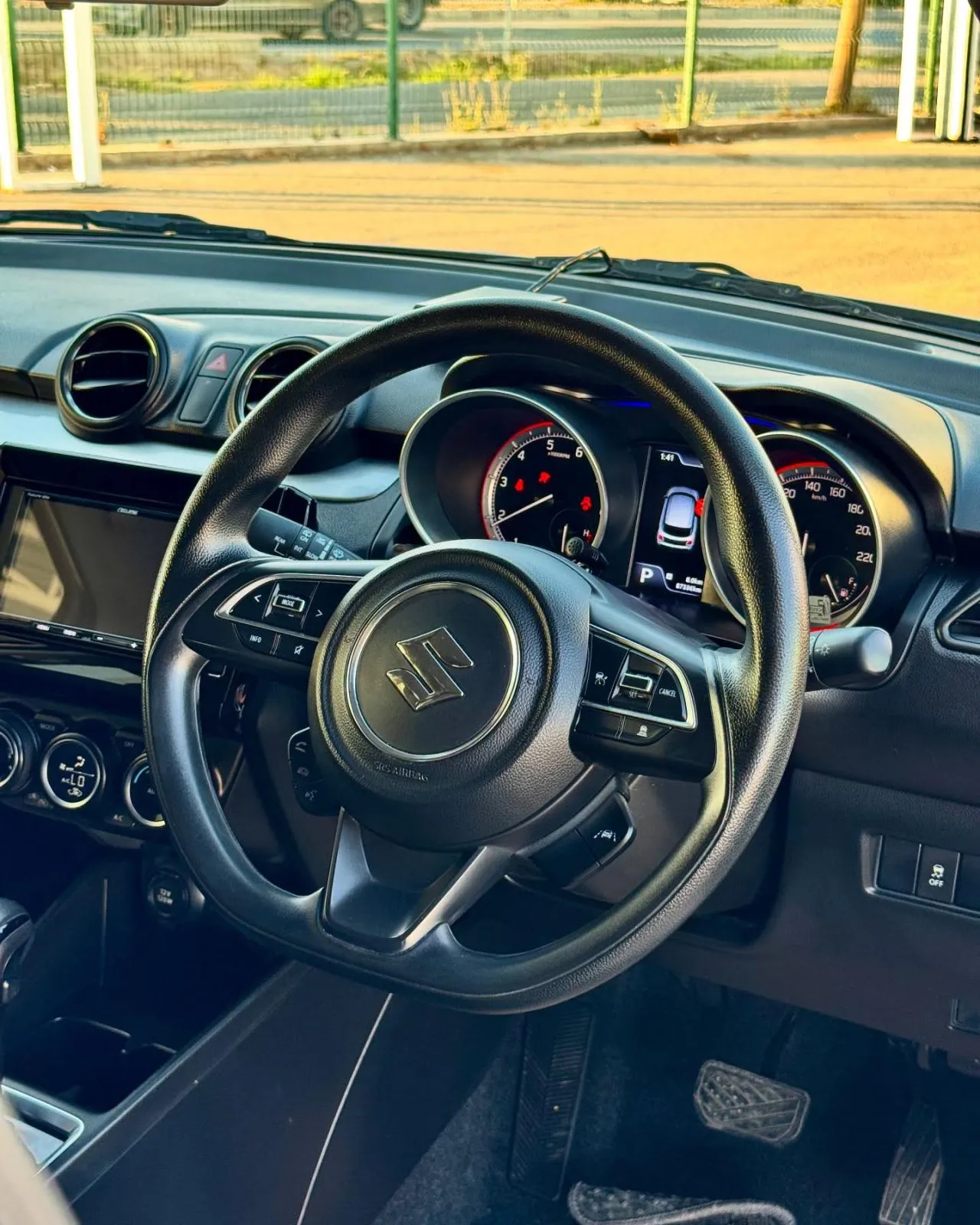 2021 Suzuki Swift 1.3 Kıbrıs | KKTC İkinci El Satılık Araba - Thumbnail 6