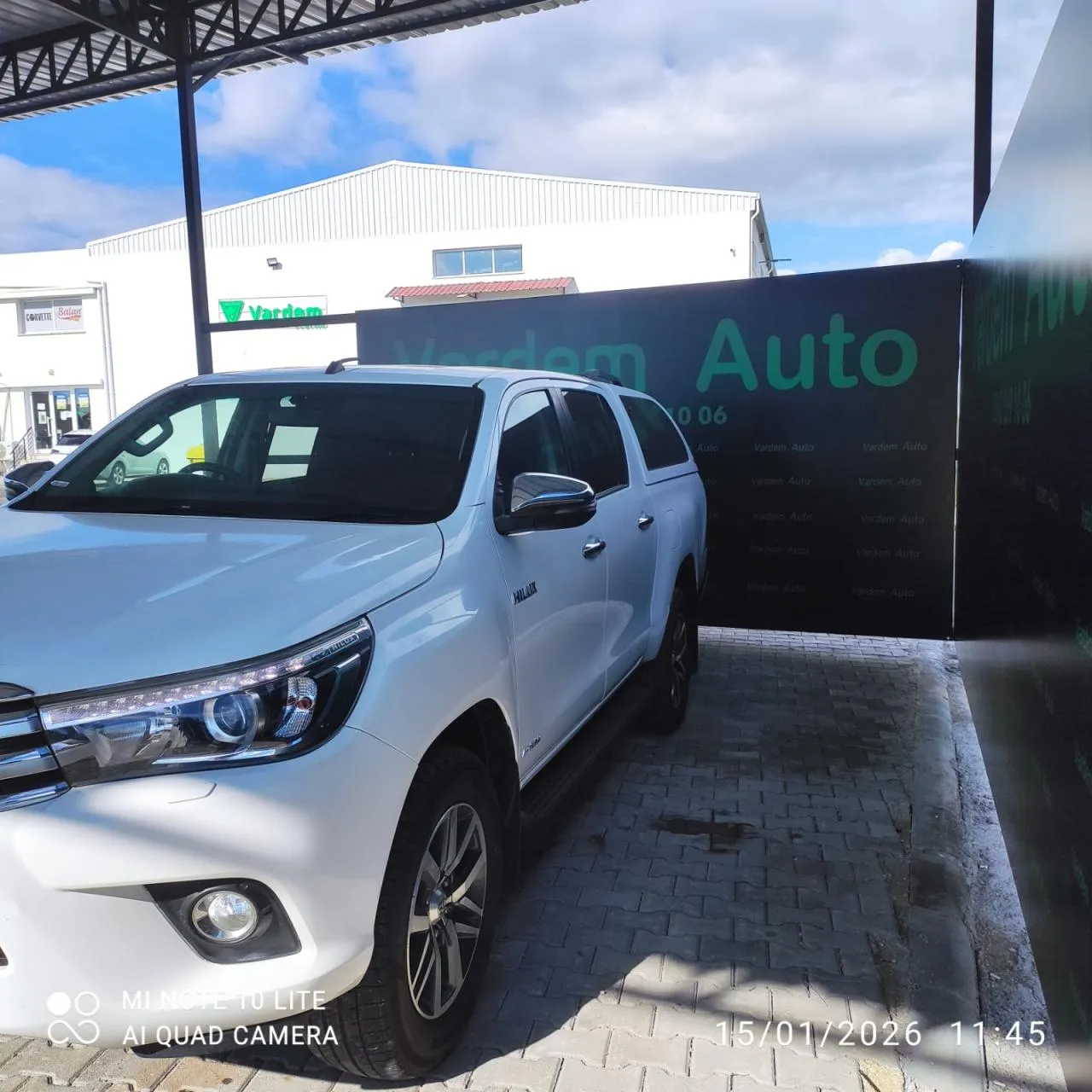 2020 Toyota Hilux 2.4 D Kıbrıs | KKTC İkinci El Satılık Araba - Thumbnail 4