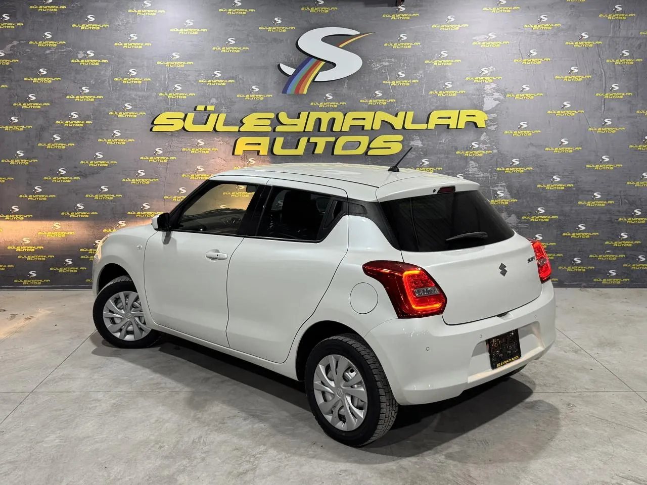 2023 Suzuki Swift 1.2 Kıbrıs | KKTC İkinci El Satılık Araba - Thumbnail 5