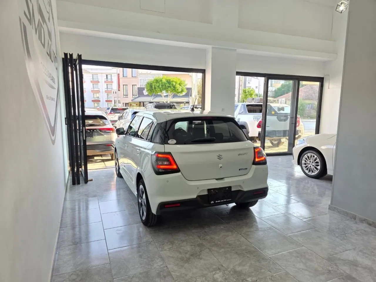 2024 Suzuki Swift 1.2 Hybrid Kıbrıs | KKTC İkinci El Satılık Araba - Thumbnail 4