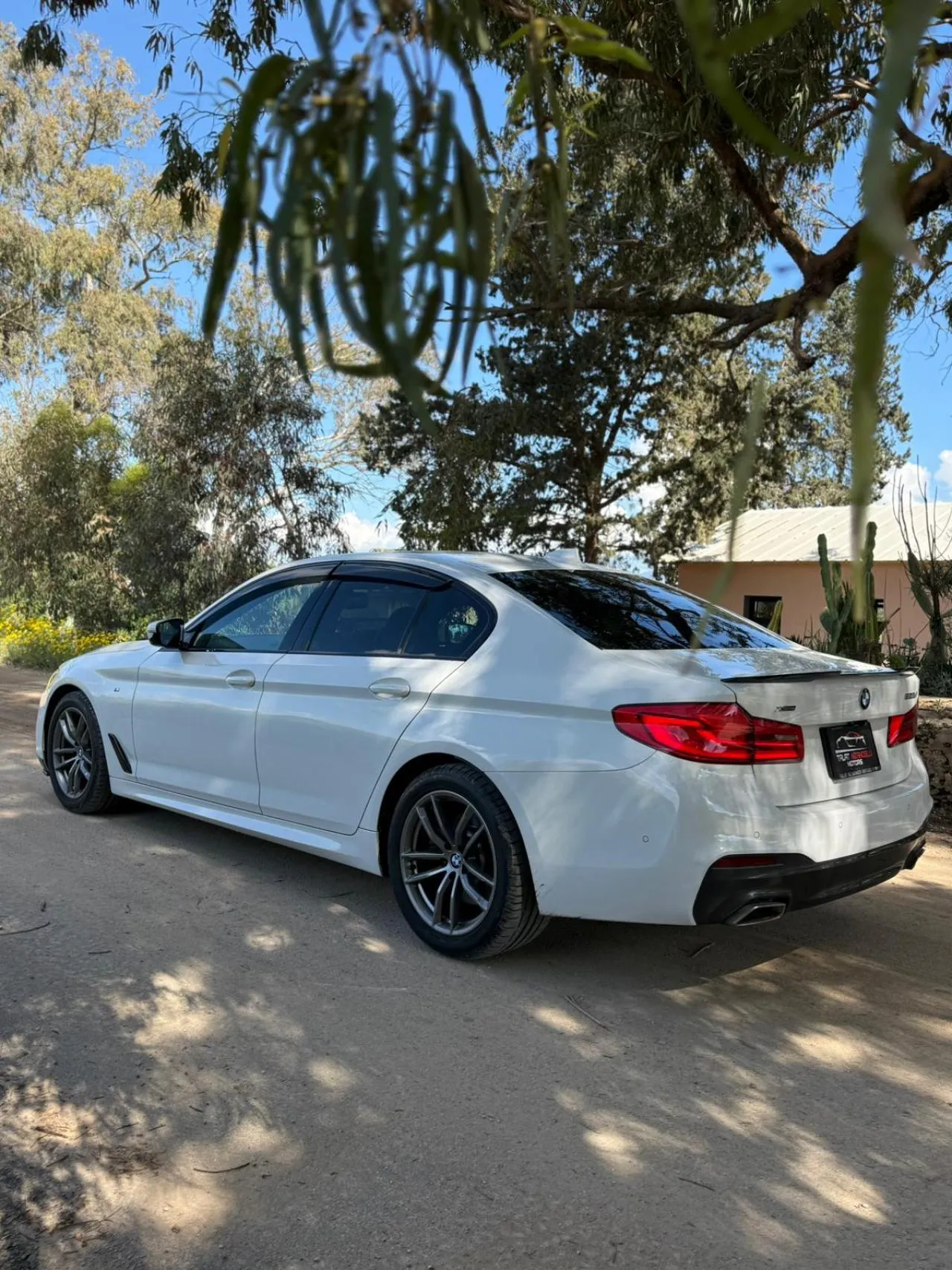 2020 BMW 5 Serisi 523 d xDrive Kıbrıs | KKTC İkinci El Satılık Araba - Thumbnail 6