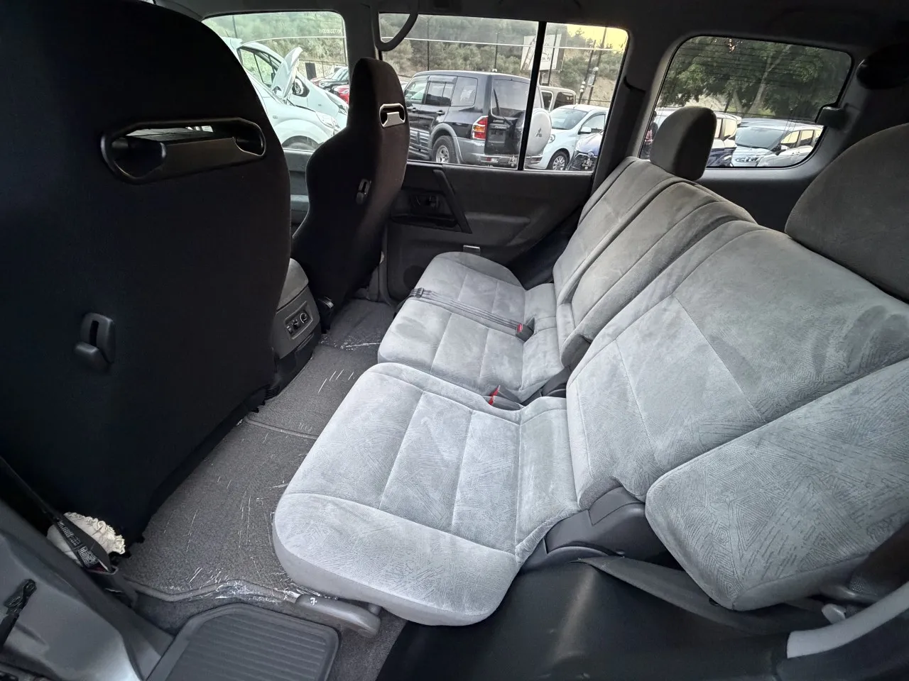2001 Mitsubishi Pajero 3.5 Kıbrıs | KKTC İkinci El Satılık Araba - Thumbnail 4