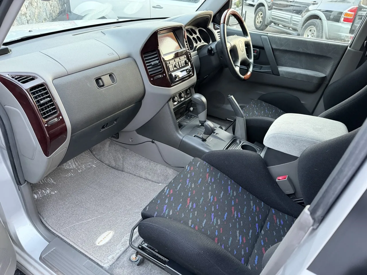 2001 Mitsubishi Pajero 3.5 Kıbrıs | KKTC İkinci El Satılık Araba - Thumbnail 7