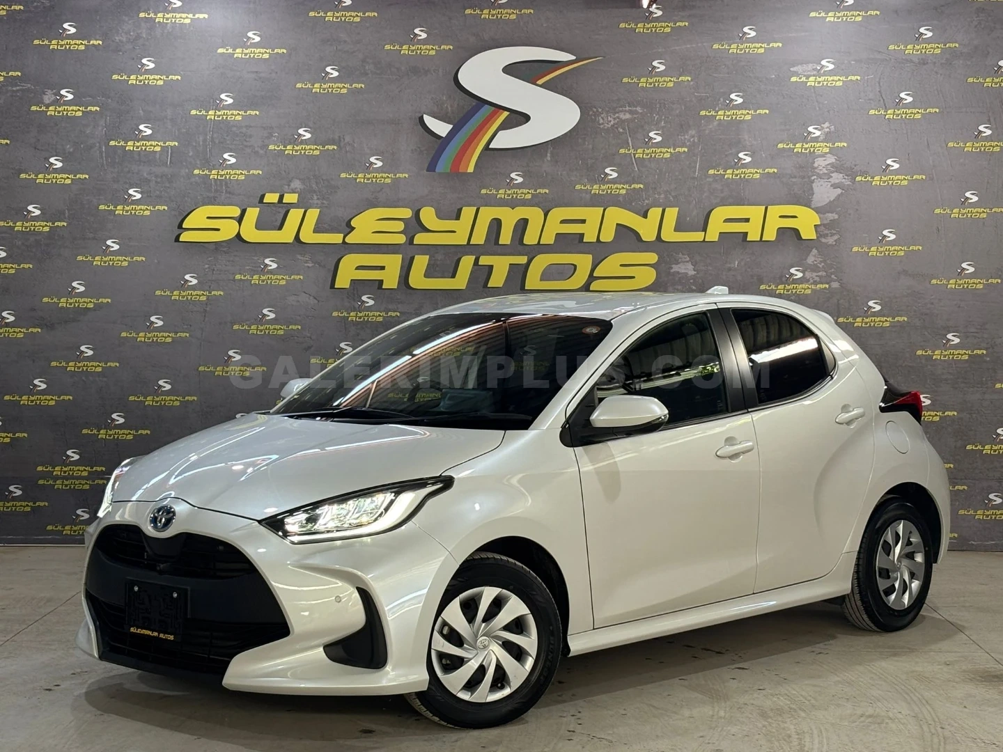 2023 Toyota Yaris 1.5 Hybrid Kıbrıs | KKTC İkinci El Satılık Araba - Thumbnail 2