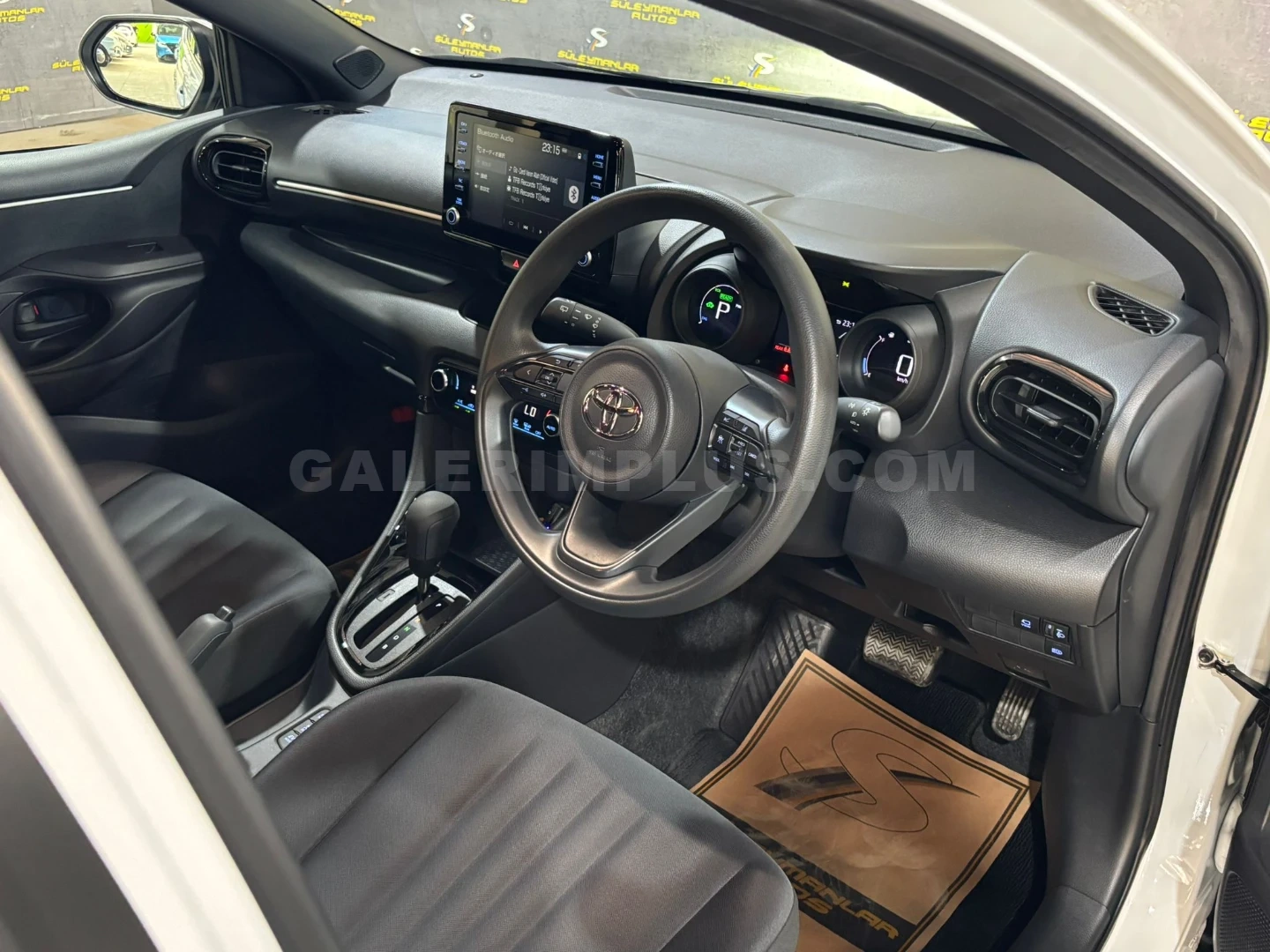2023 Toyota Yaris 1.5 Hybrid Kıbrıs | KKTC İkinci El Satılık Araba - Thumbnail 8
