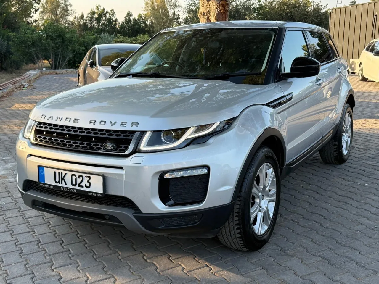 2018 Land Rover Range Rover Evoque 2.0 TD4 Kıbrıs | KKTC İkinci El Satılık Araba - Thumbnail 2