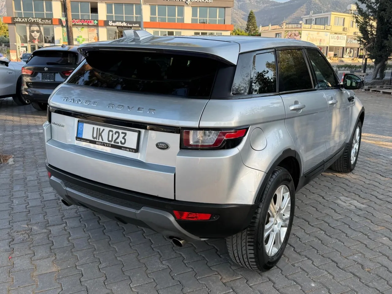 2018 Land Rover Range Rover Evoque 2.0 TD4 Kıbrıs | KKTC İkinci El Satılık Araba - Thumbnail 4