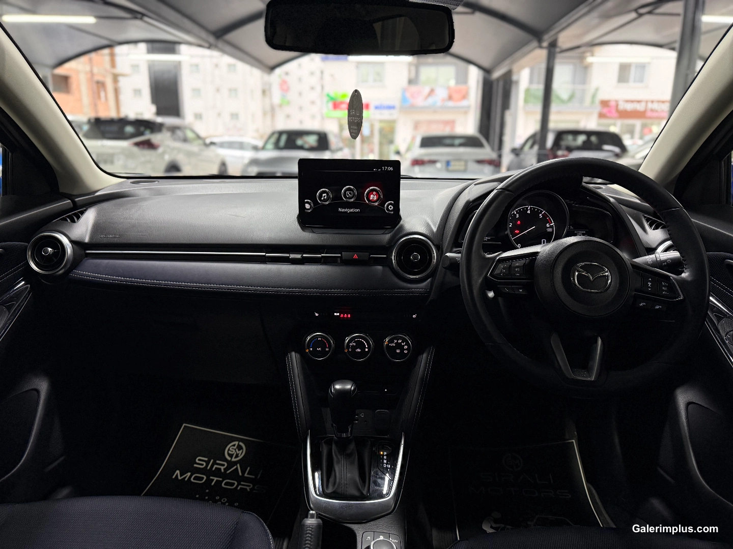 2023 Mazda 2 1.5 Skyactiv-D Kıbrıs | KKTC İkinci El Satılık Araba - Thumbnail 6