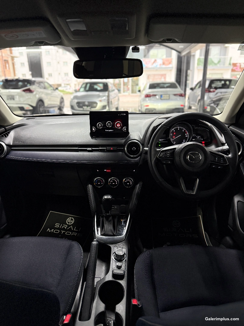 2023 Mazda 2 1.5 Skyactiv-D Kıbrıs | KKTC İkinci El Satılık Araba - Thumbnail 7