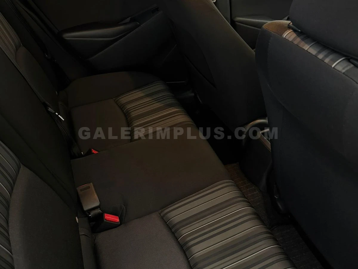2023 Mazda 2 1.5 Sky-G Kıbrıs | KKTC İkinci El Satılık Araba - Thumbnail 8