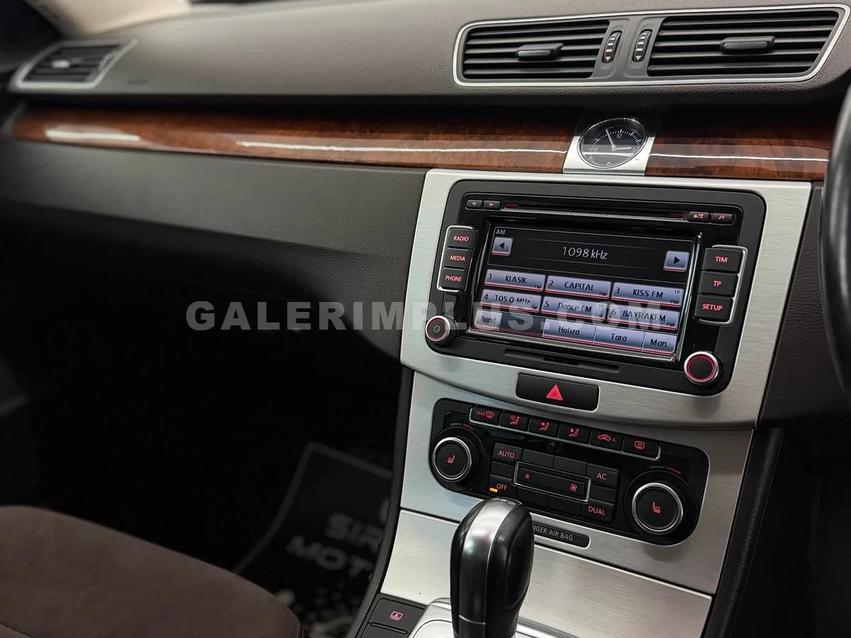 2012 Volkswagen Passat 1.4 TSI Kıbrıs | KKTC İkinci El Satılık Araba - Thumbnail 8