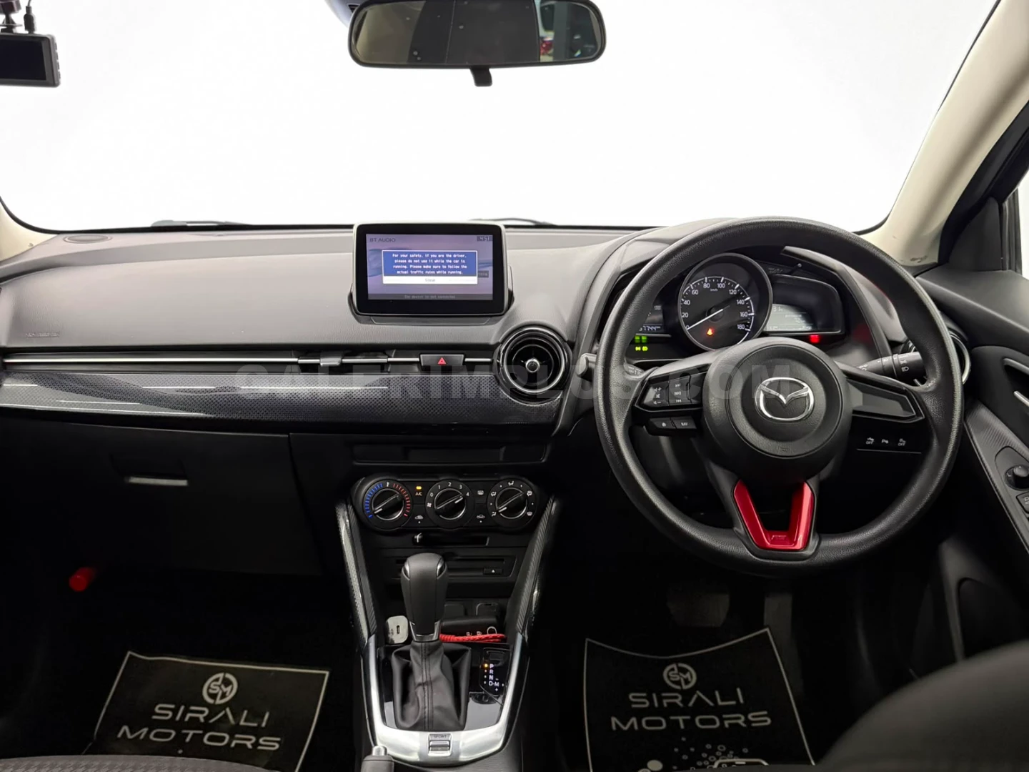 2019 Mazda Demio 1.5 Skyactiv-G Kıbrıs | KKTC İkinci El Satılık Araba - Thumbnail 8
