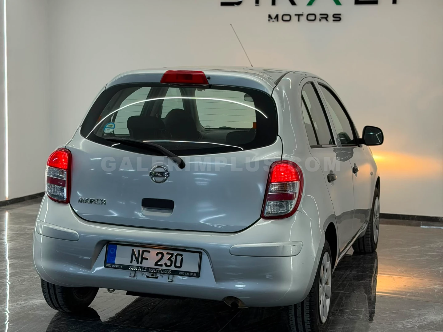 2012 Nissan March 1.2 Kıbrıs | KKTC İkinci El Satılık Araba - Thumbnail 4