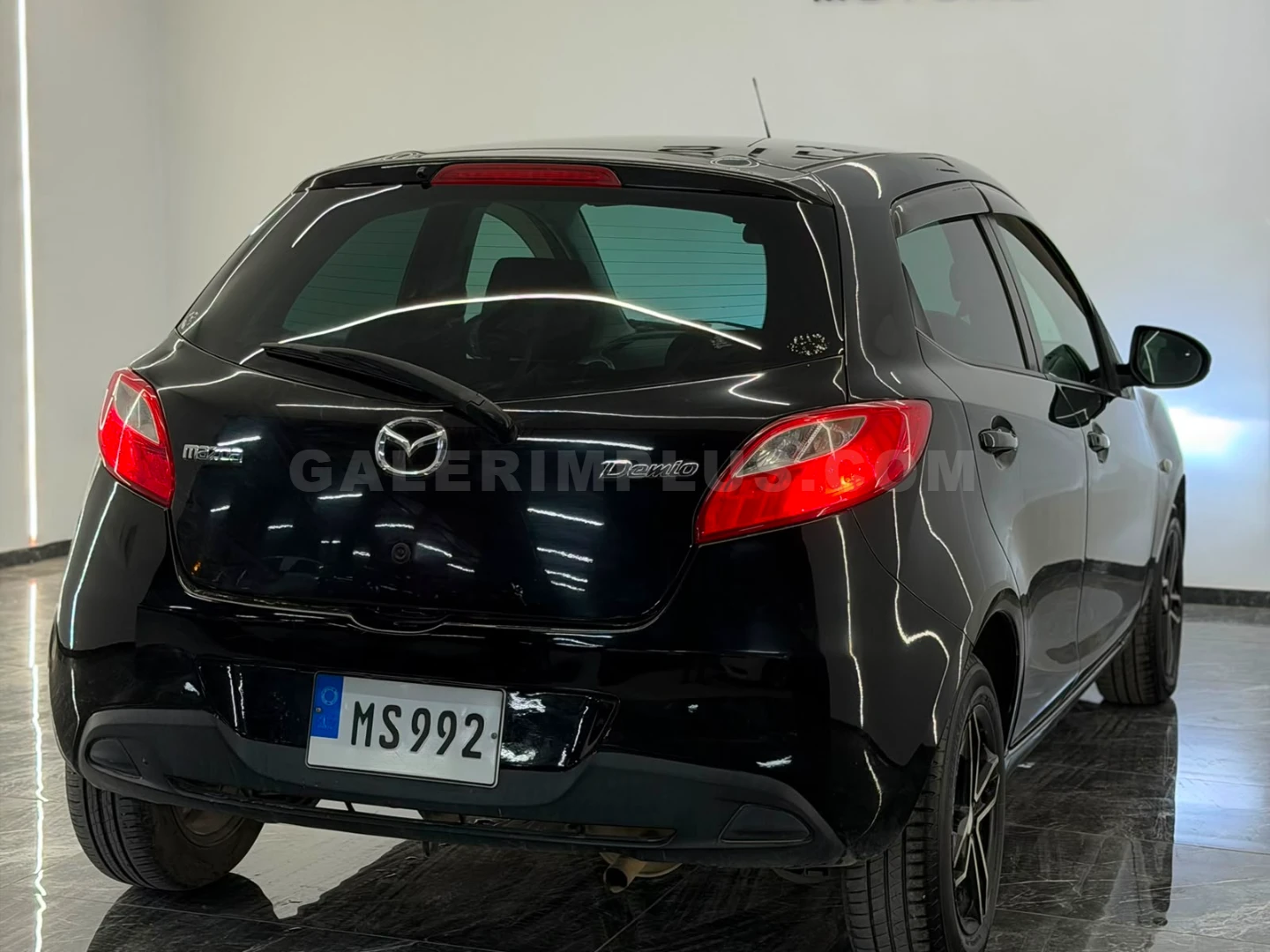 2011 Mazda Demio 1.3 Kıbrıs | KKTC İkinci El Satılık Araba - Thumbnail 6