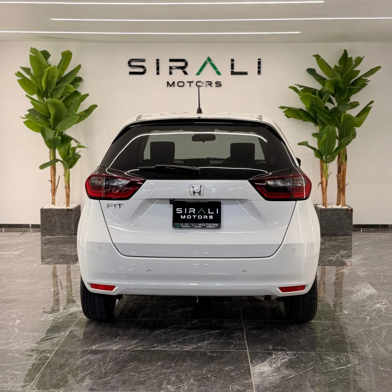 2025 Honda Fit 1.5 Automatic Kıbrıs | KKTC İkinci El Satılık Araba - Fotoğraf 1