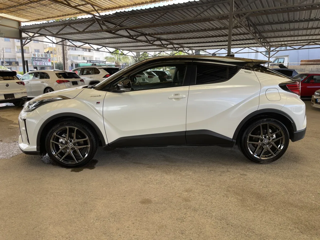 2020 Toyota C-HR 1.8 Hybrid Kıbrıs | KKTC İkinci El Satılık Araba - Thumbnail 5