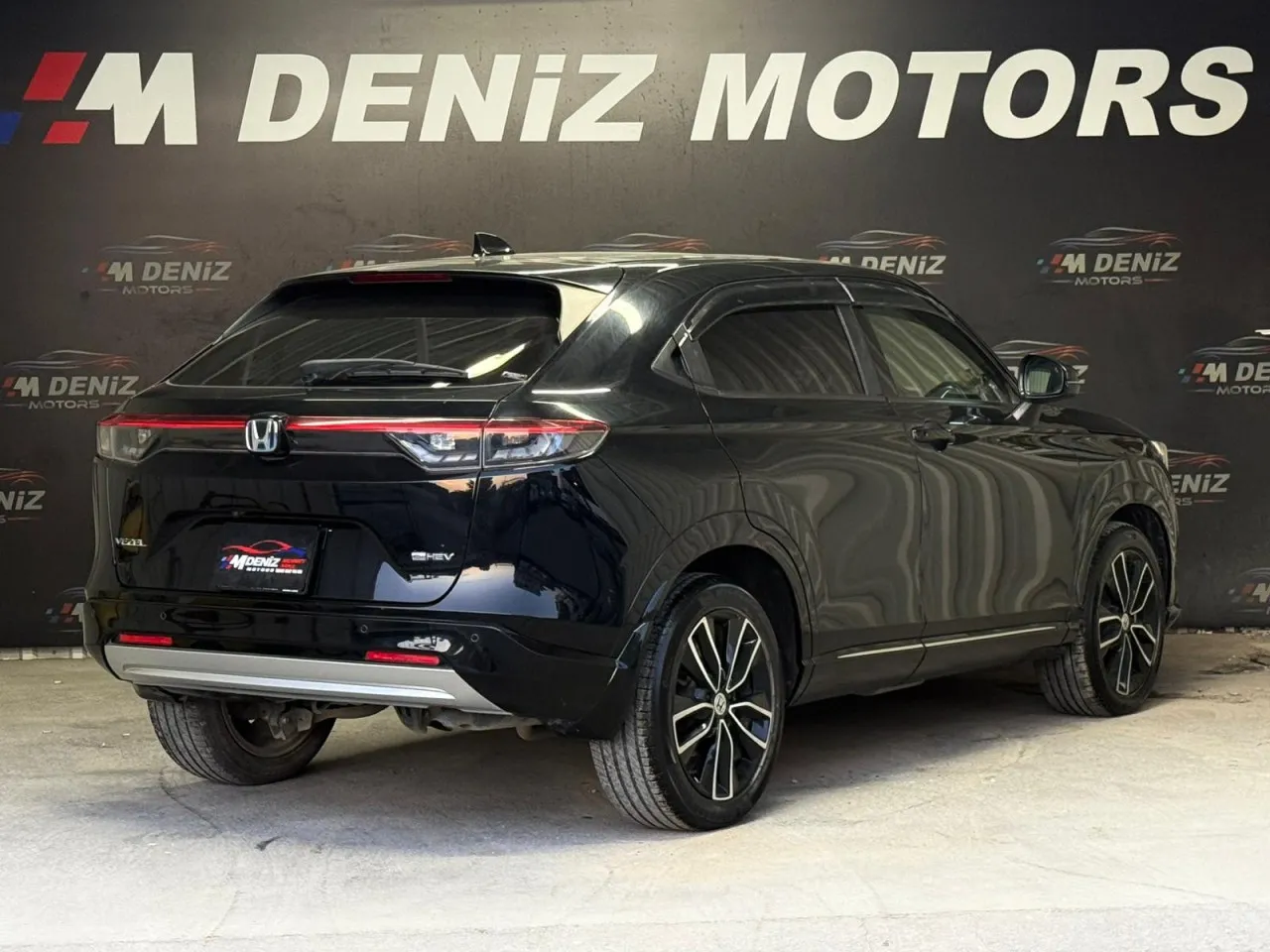 2021 Honda Vezel 1.5 i-VTEC Hybrid Automatic Kıbrıs | KKTC İkinci El Satılık Araba - Thumbnail 6