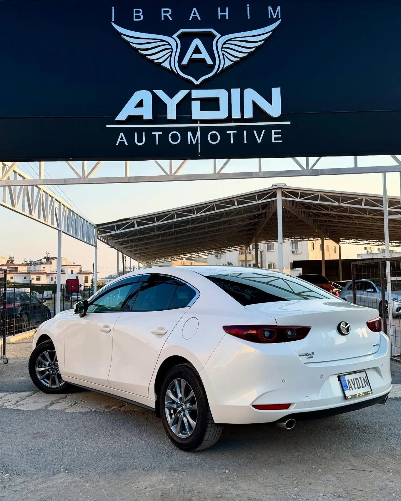 2023 Mazda 3 1.5 SkyActive-G Kıbrıs | KKTC İkinci El Satılık Araba - Thumbnail 3