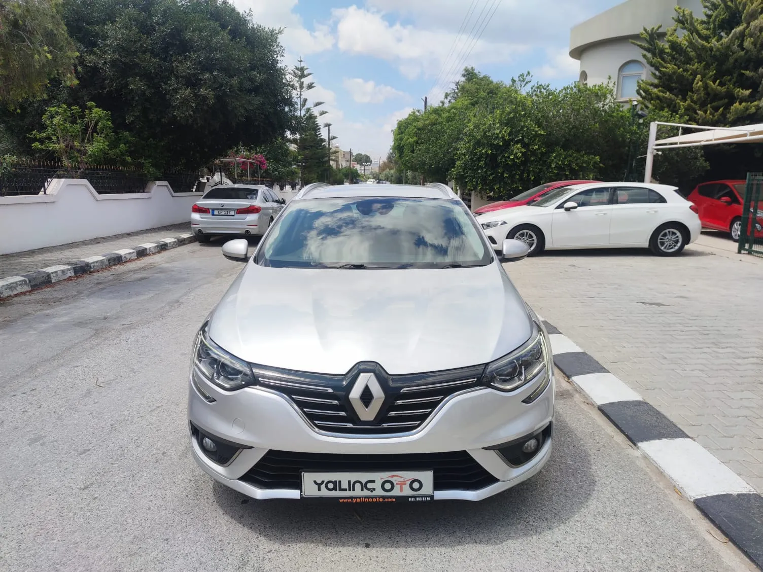 2019 Renault Megane 1.5 dCi Kıbrıs | KKTC İkinci El Satılık Araba - Thumbnail 4