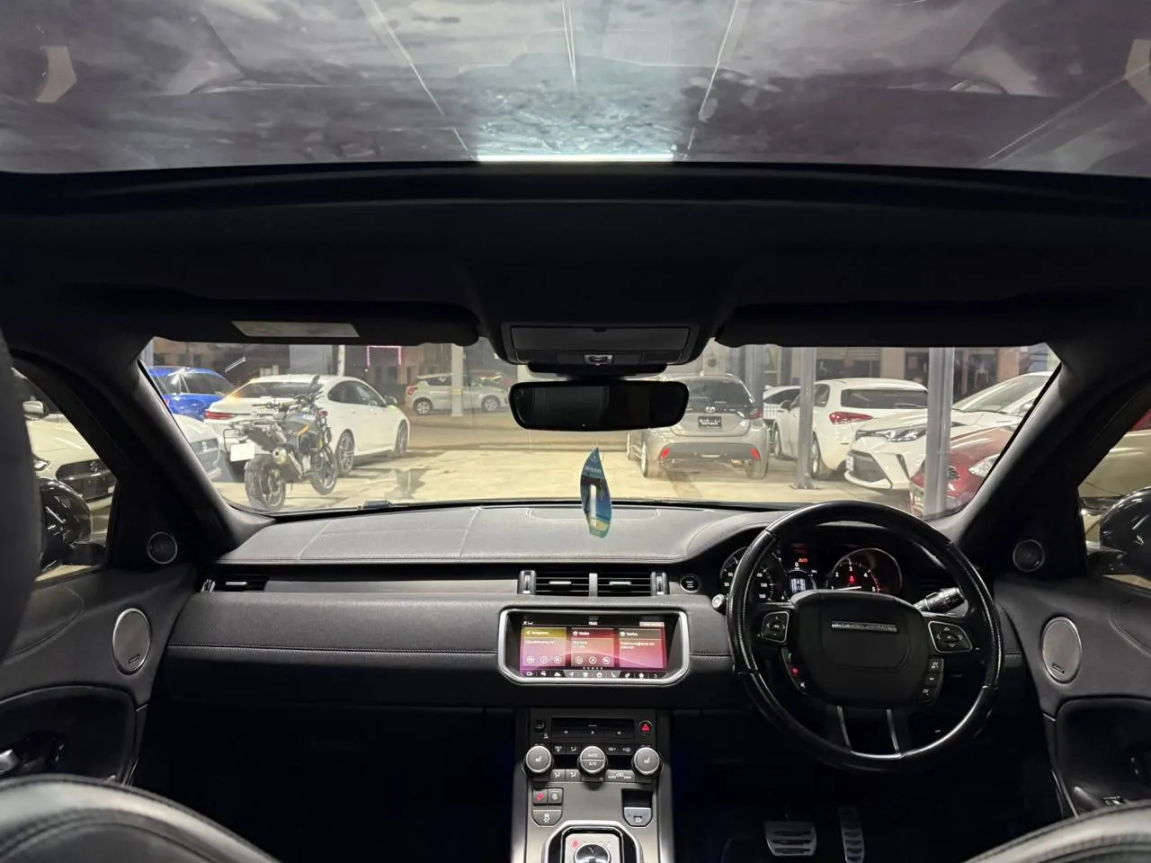 2019 Land Rover Range Rover Evoque 2.0 TD4 Kıbrıs | KKTC İkinci El Satılık Araba - Thumbnail 6