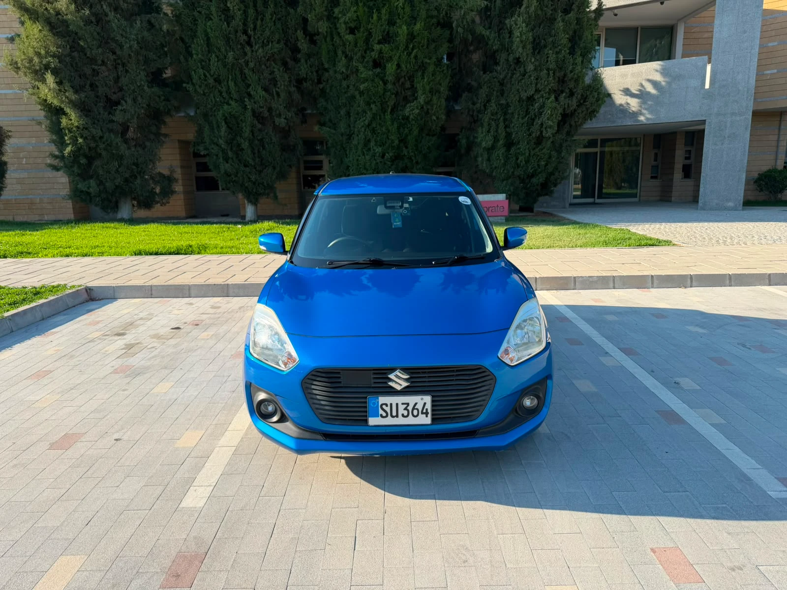 2018 Suzuki Swift  Kıbrıs | KKTC İkinci El Satılık Araba - Thumbnail 2
