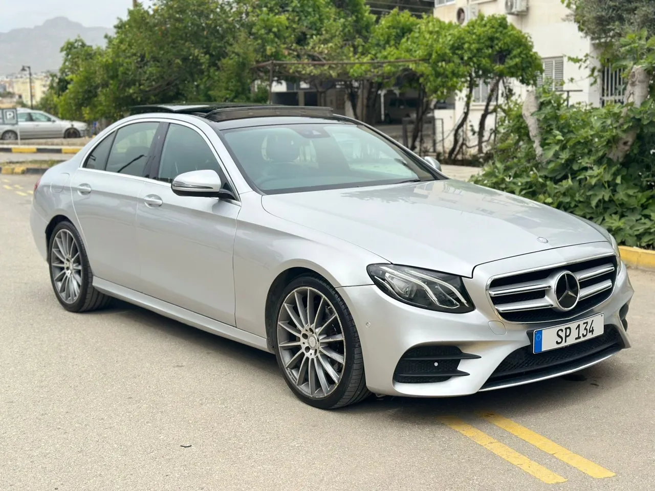 2017 Mercedes-Benz E Serisi E 220 d Kıbrıs | KKTC İkinci El Satılık Araba - Thumbnail 4