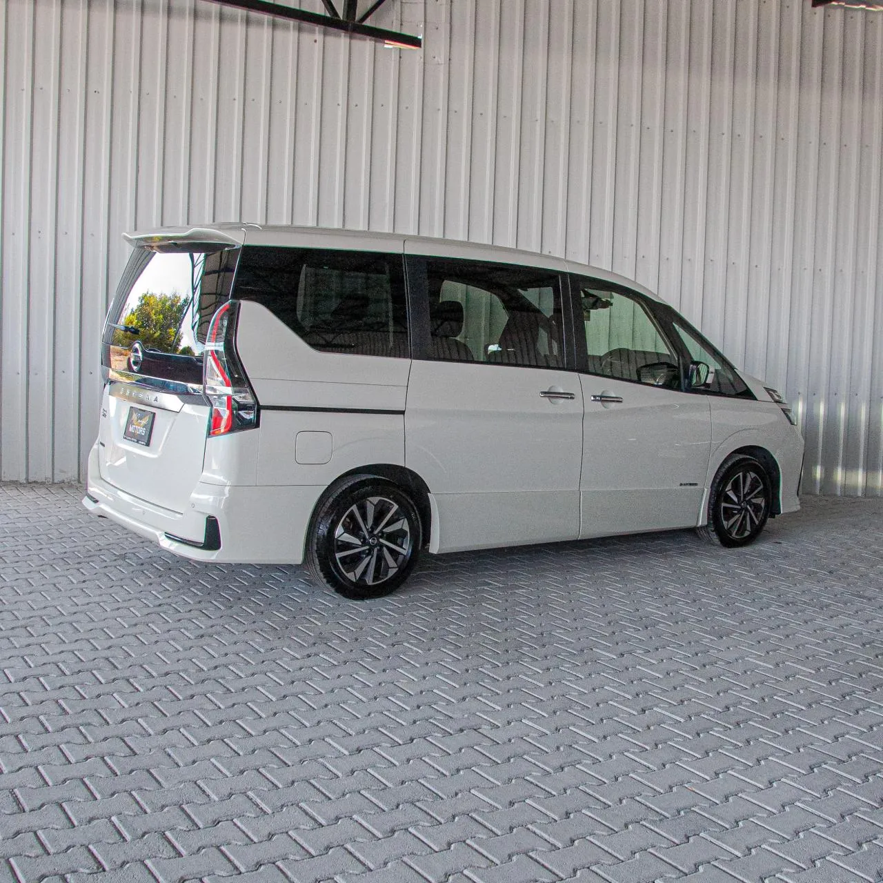 2021 Nissan Serena  Kıbrıs | KKTC İkinci El Satılık Araba - Thumbnail 2