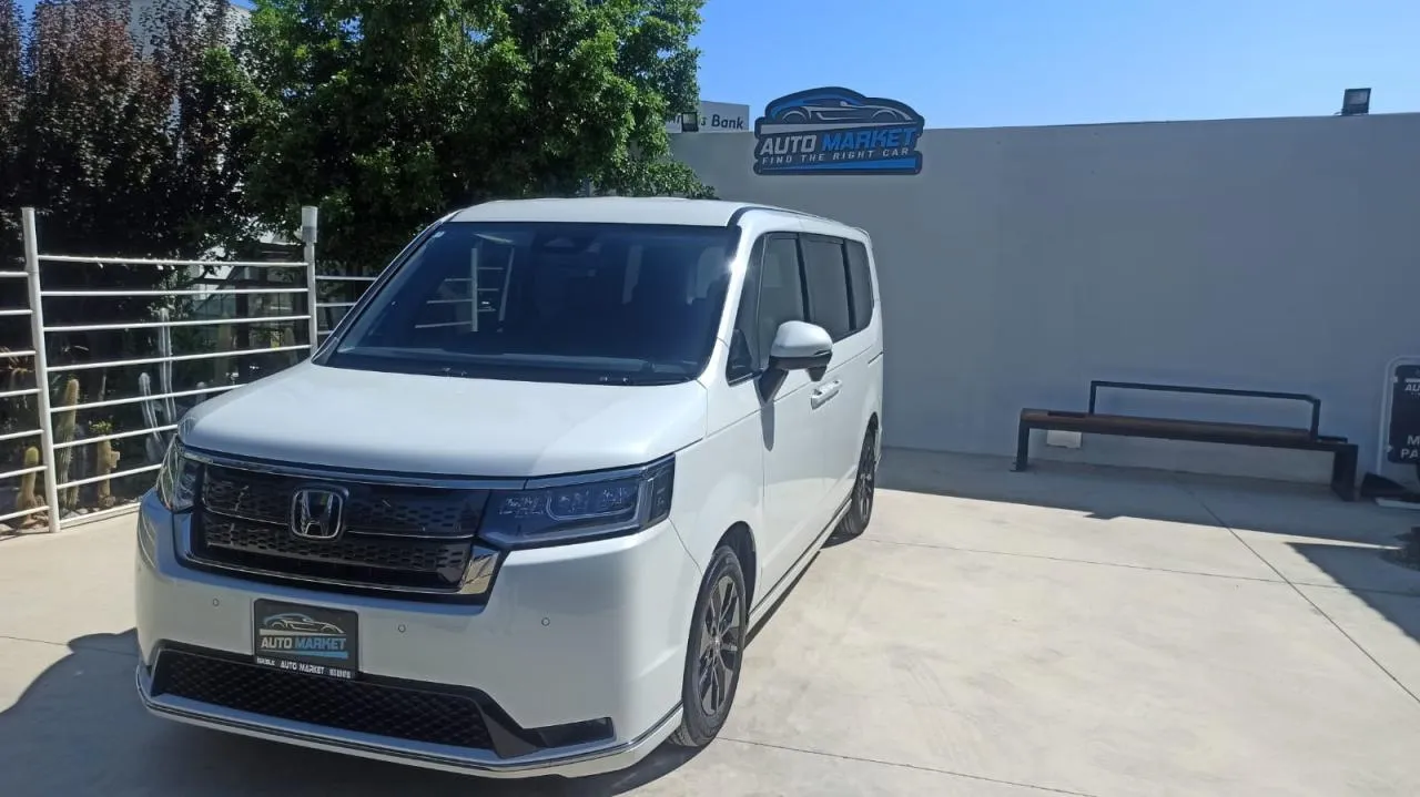 2024 Honda Stepwgn Kıbrıs | KKTC İkinci El Satılık Araba - Fotoğraf 1