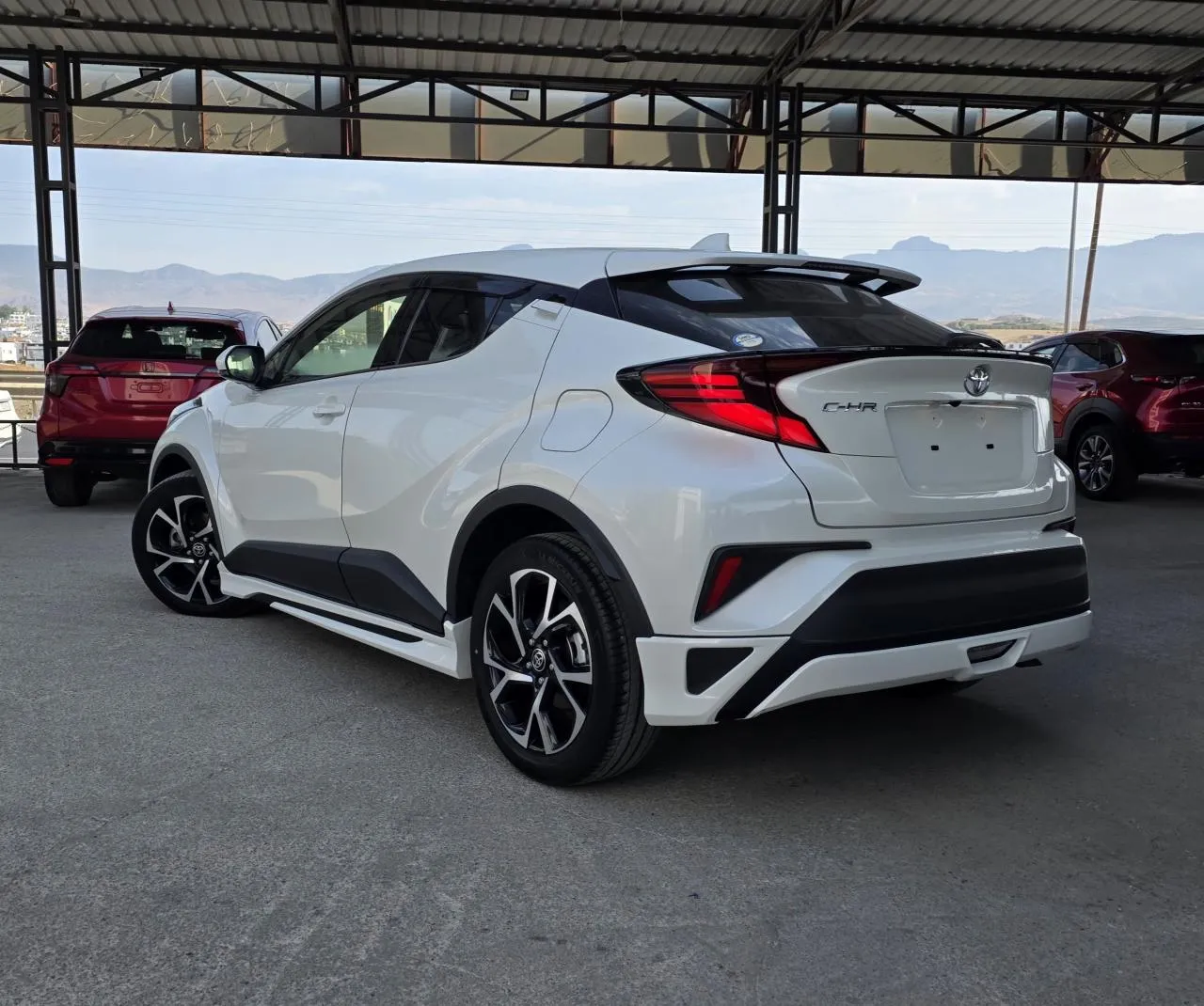 2021 Toyota C-HR 1.8 Hybrid Kıbrıs | KKTC İkinci El Satılık Araba - Thumbnail 3