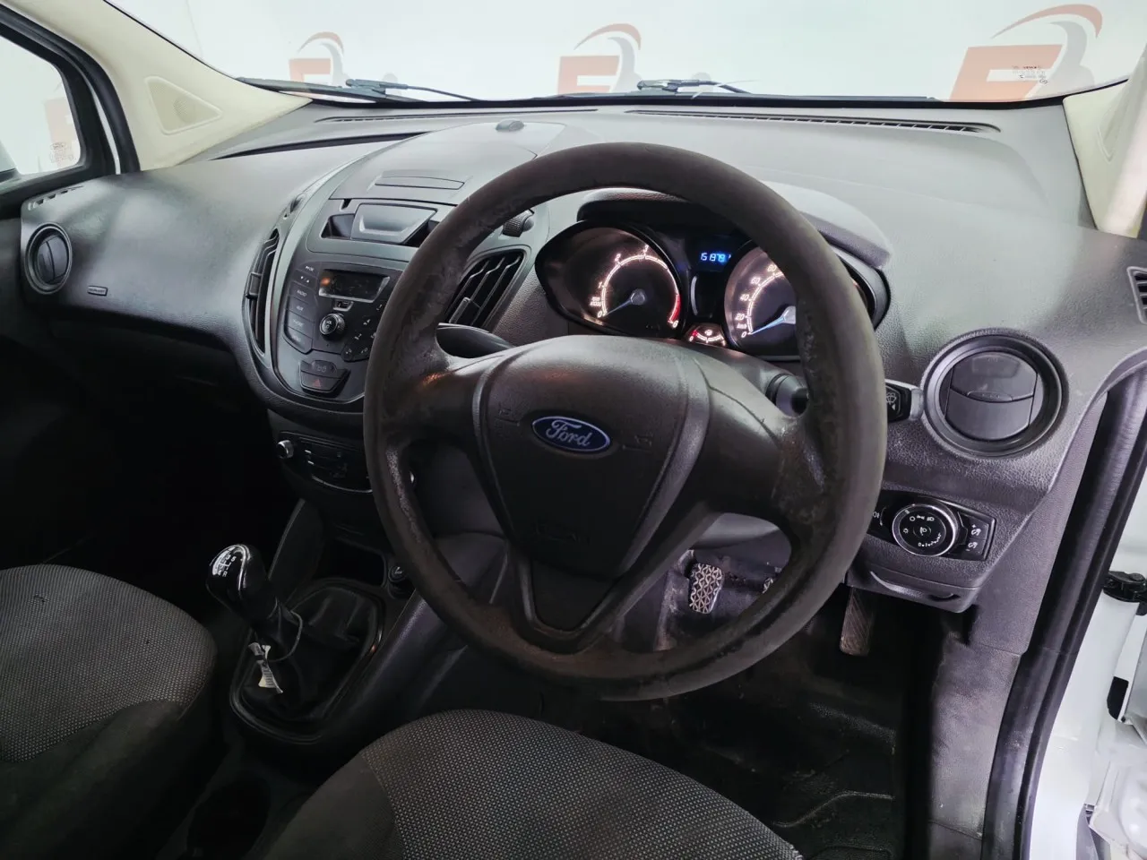 2014 Ford Transit Courier  Kıbrıs | KKTC İkinci El Satılık Araba - Thumbnail 6
