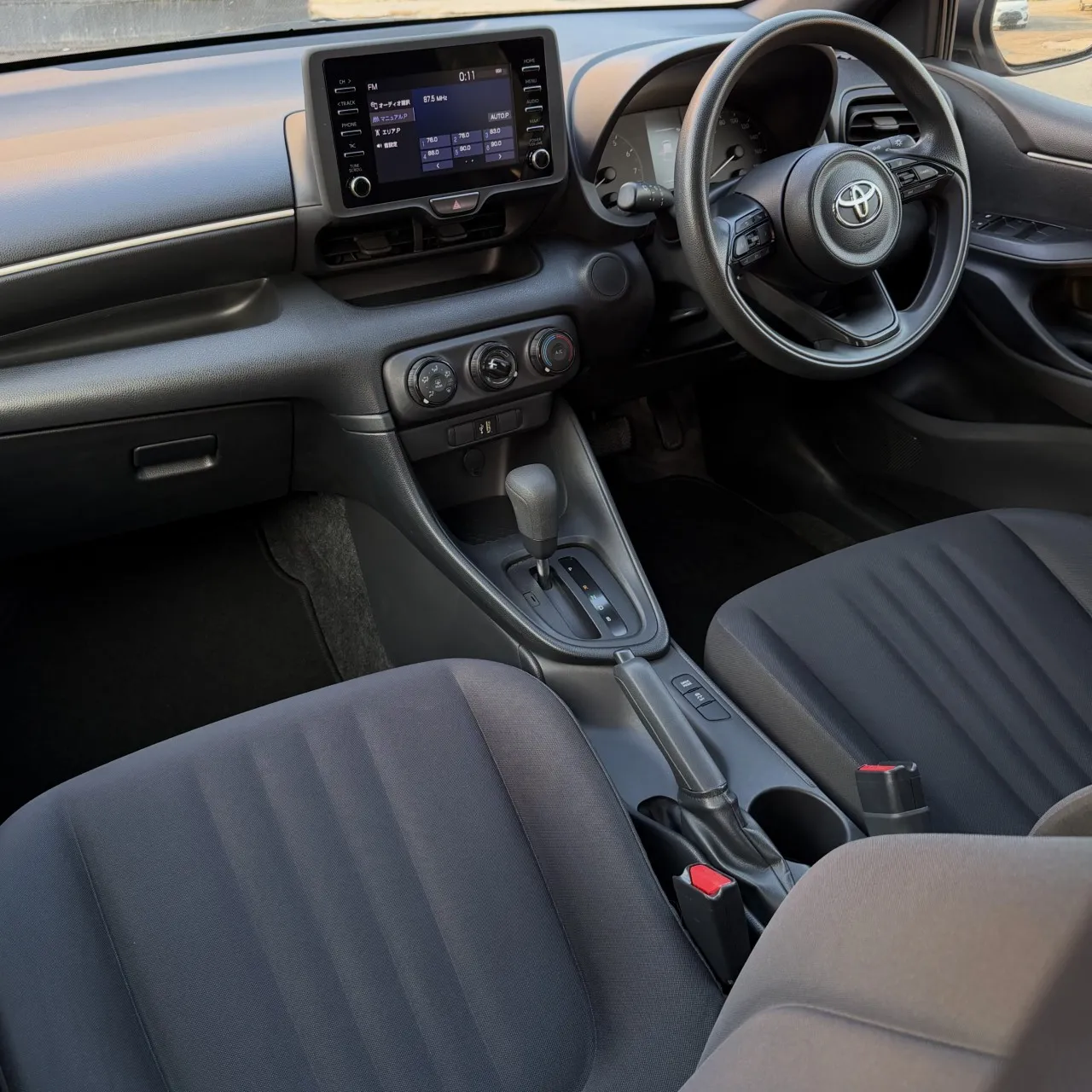 2022 Toyota Yaris 1.5 Kıbrıs | KKTC İkinci El Satılık Araba - Thumbnail 6
