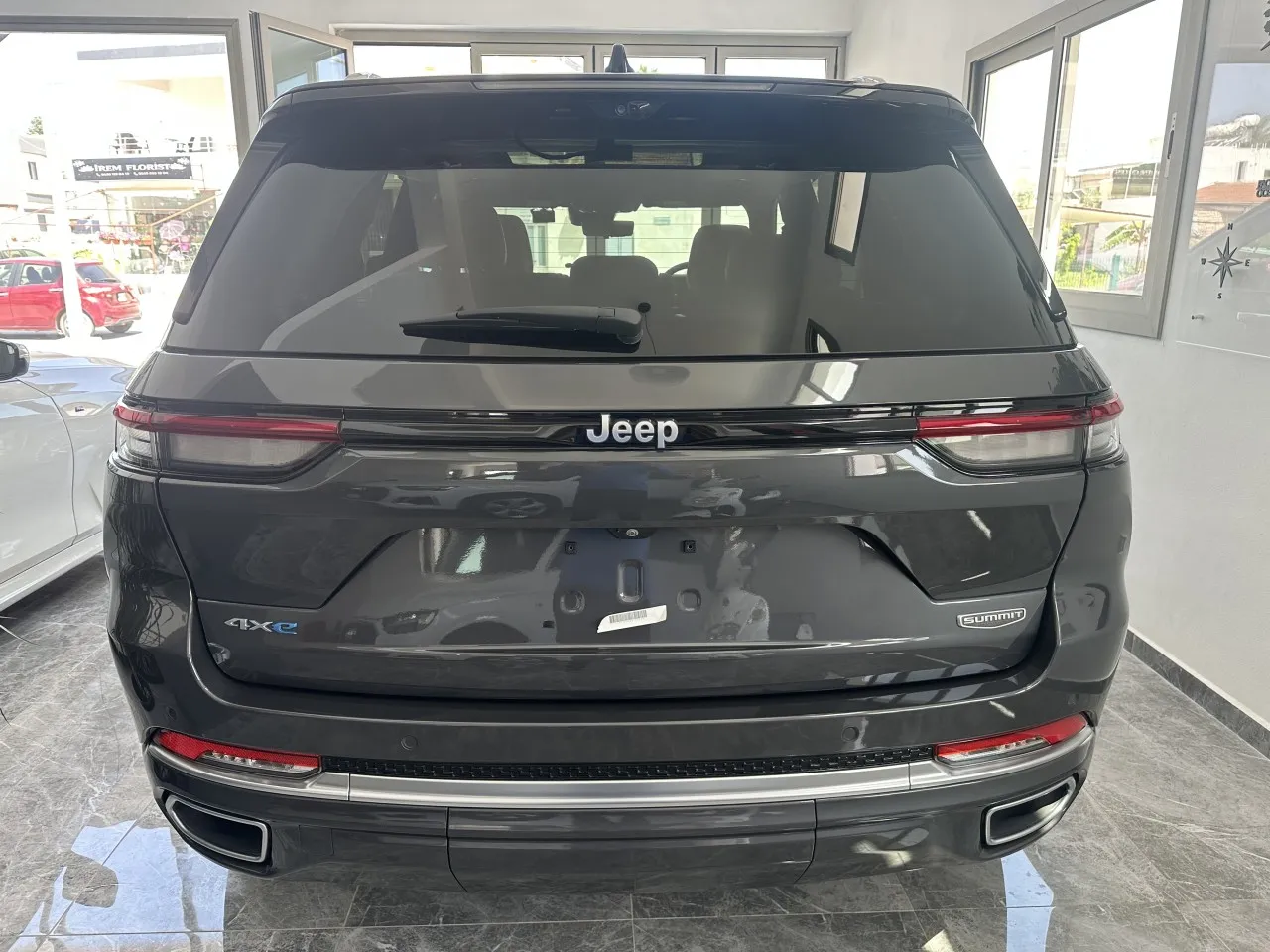 2024 Jeep Grand Cherokee  Kıbrıs | KKTC İkinci El Satılık Araba - Thumbnail 5