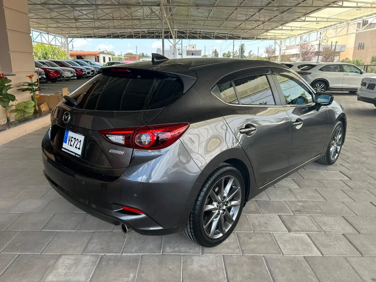2019 Mazda Axela 1.5 Kıbrıs | KKTC İkinci El Satılık Araba - Thumbnail 2