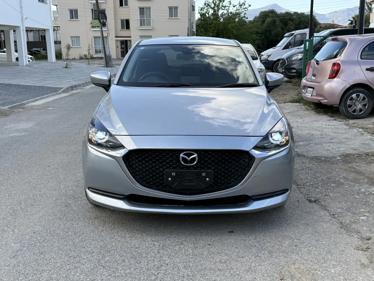 2021 Mazda 2 1.5 Sky-G Kıbrıs | KKTC İkinci El Satılık Araba - Thumbnail 2