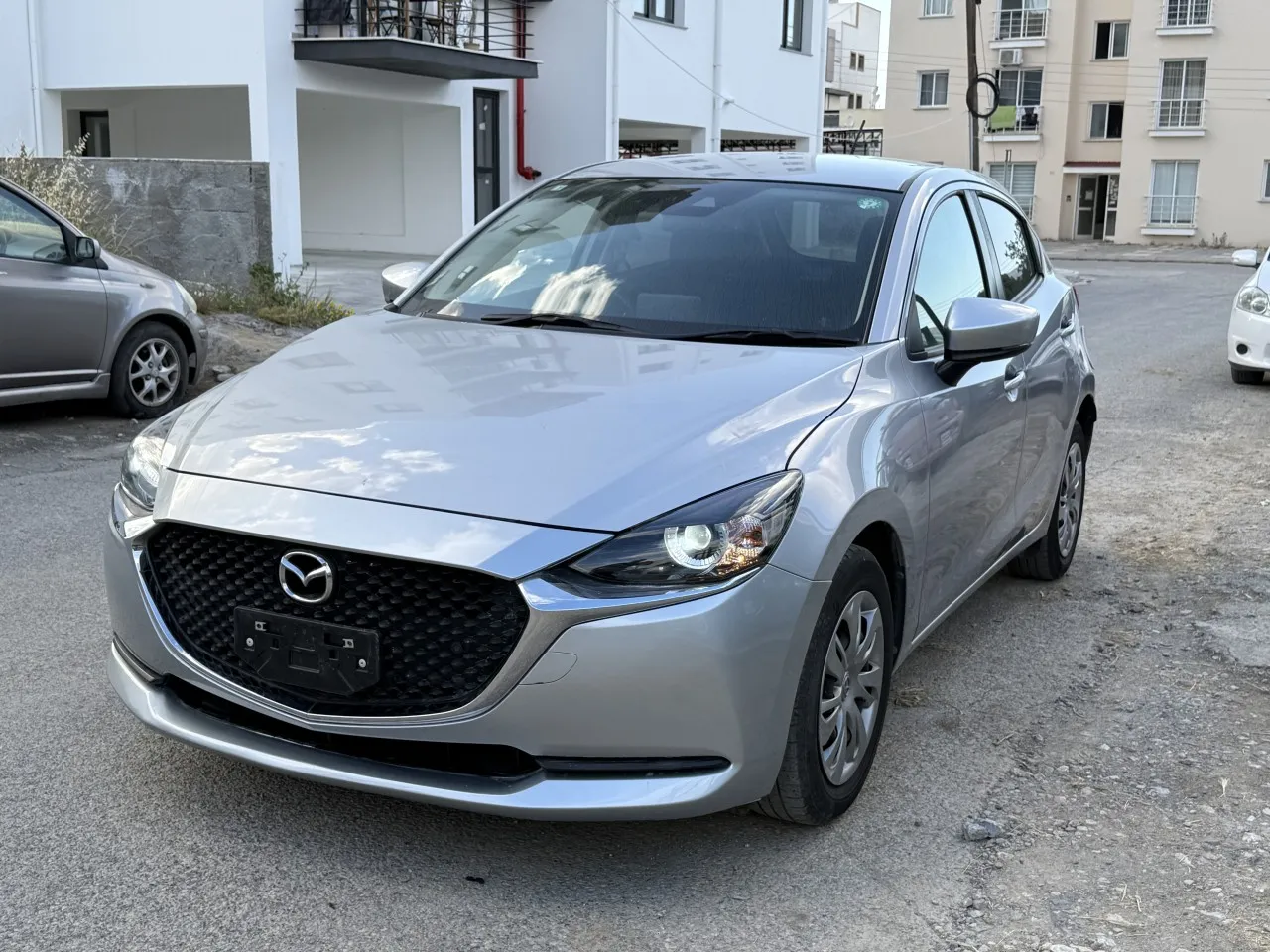 2021 Mazda 2 1.5 Sky-G Kıbrıs | KKTC İkinci El Satılık Araba - Thumbnail 3