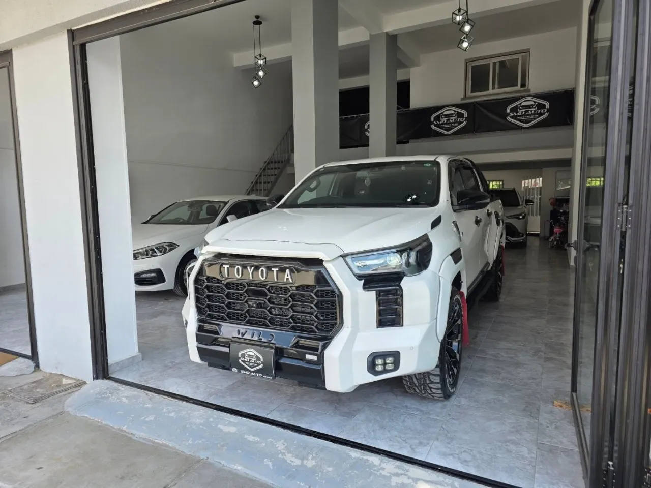 2023 Toyota Hilux 2.4 D Kıbrıs | KKTC İkinci El Satılık Araba - Thumbnail 5