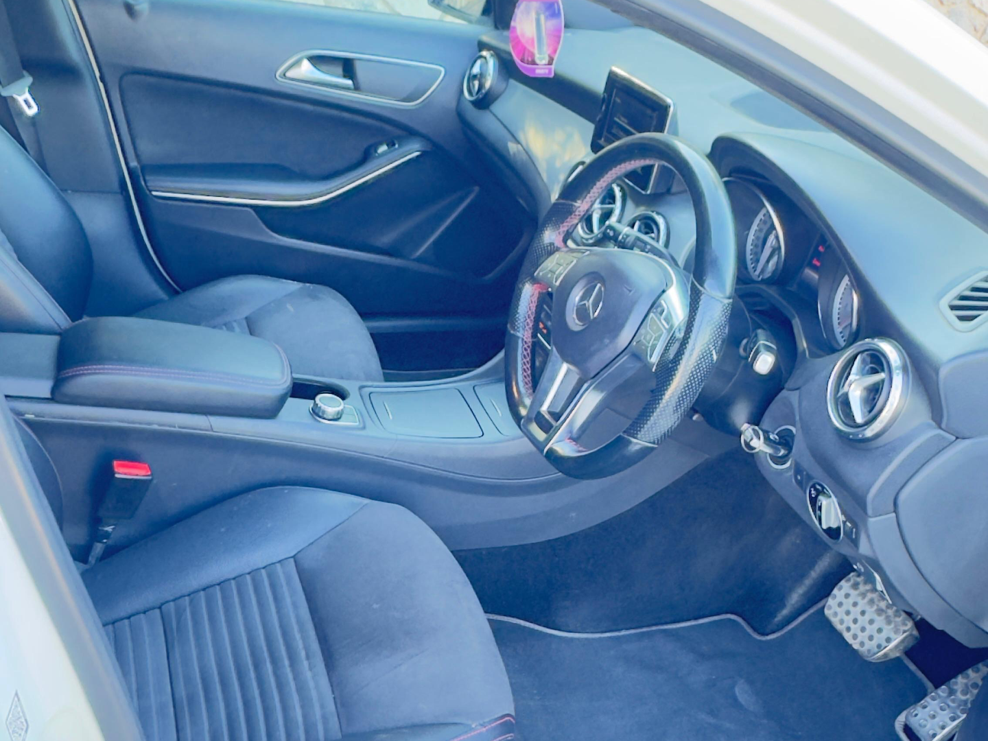 2014 Mercedes-Benz GLA 200 - Thumbnail 6